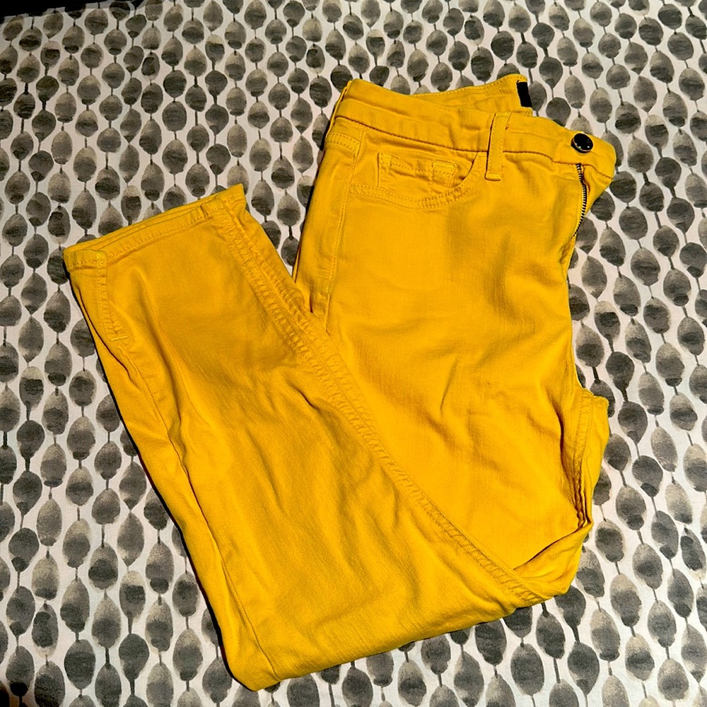 Jen7 yellow capri pant